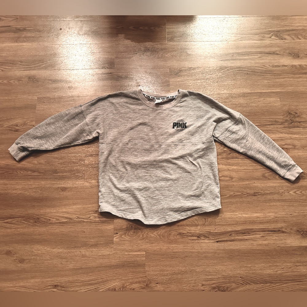PINK by Victoria Secret. Over sized pullover. Light grey.